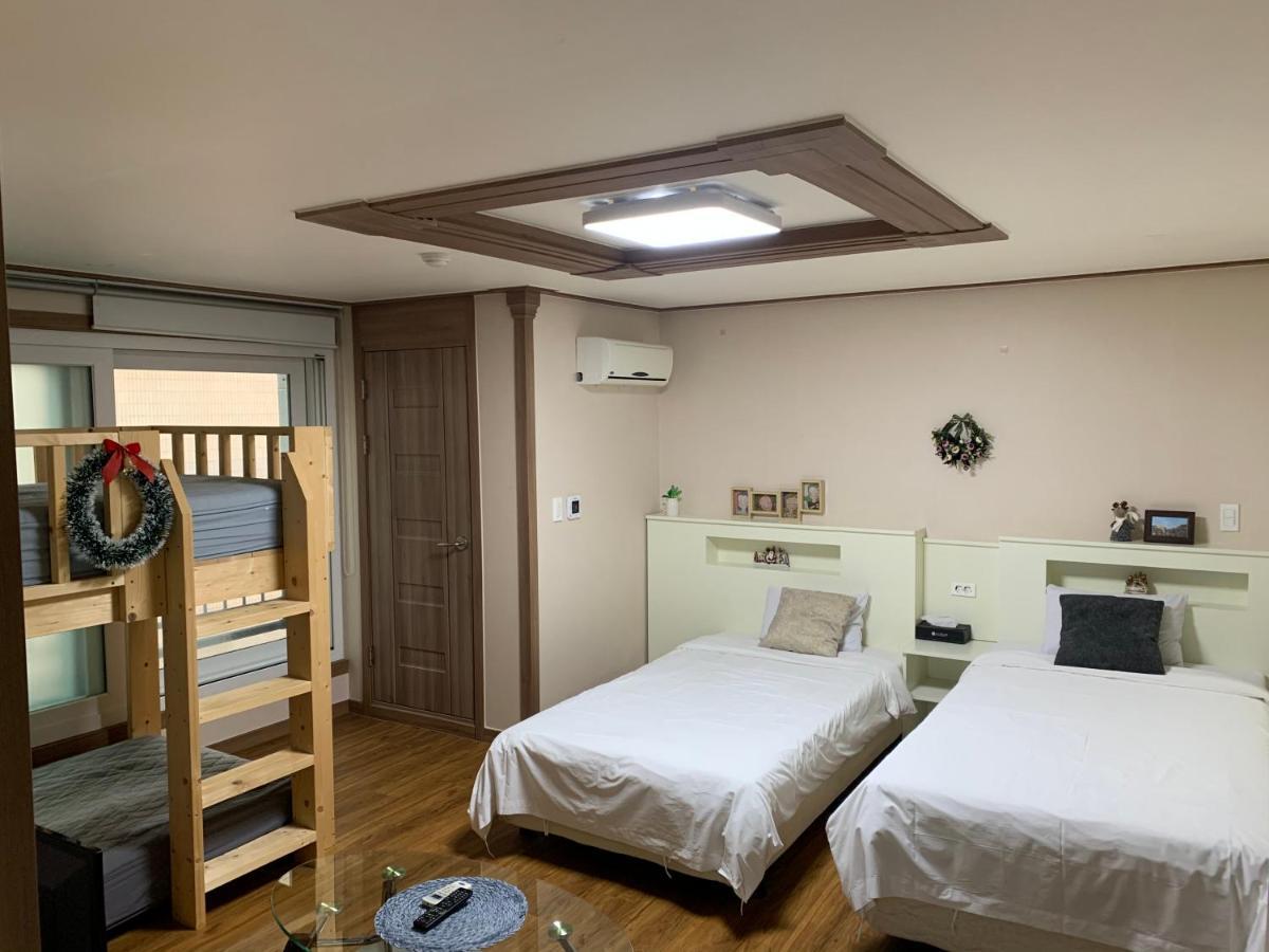 Hy Choi Hostel Согвипхо Экстерьер фото