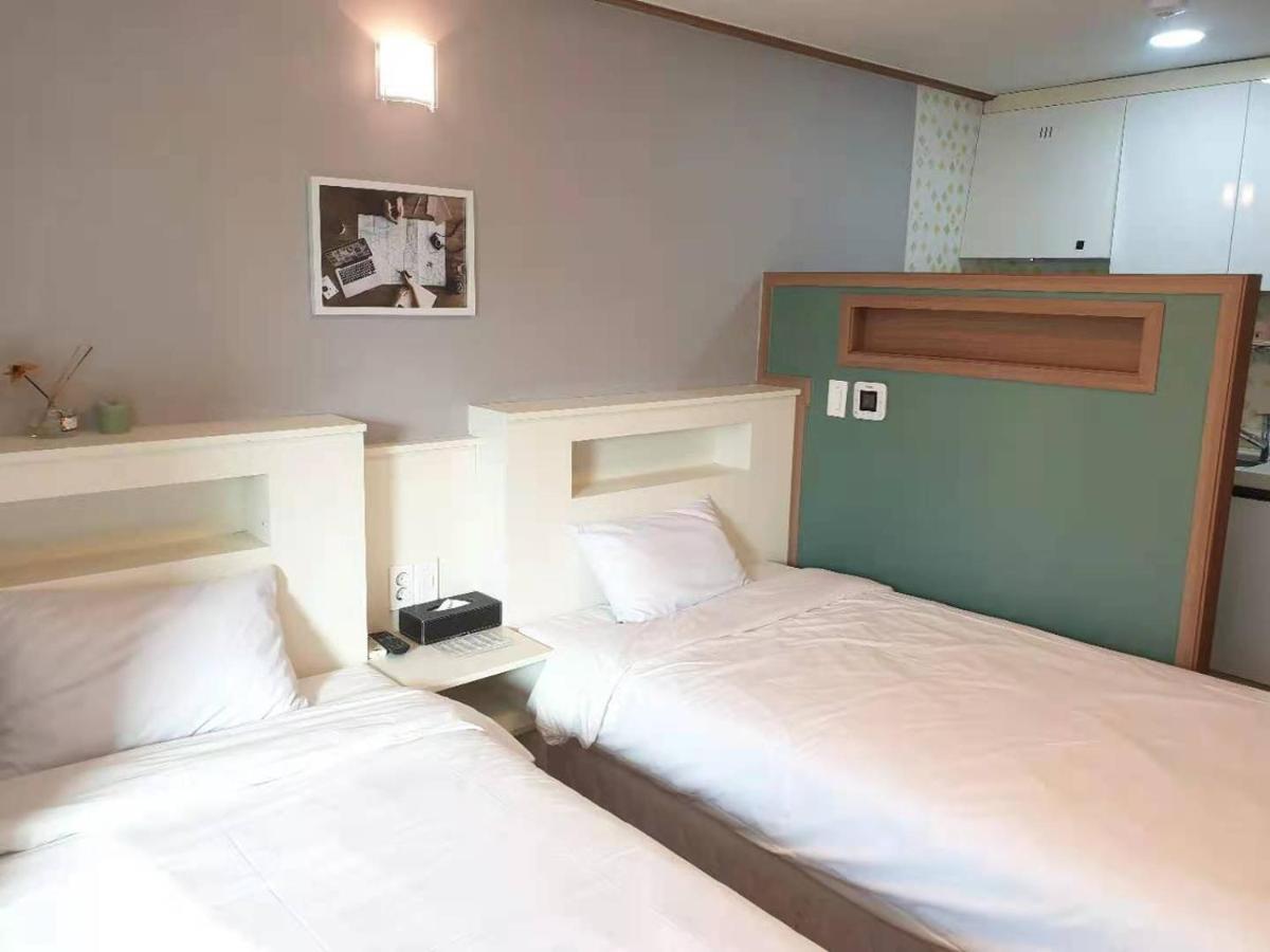Hy Choi Hostel Согвипхо Экстерьер фото
