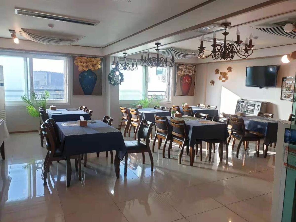Hy Choi Hostel Согвипхо Экстерьер фото