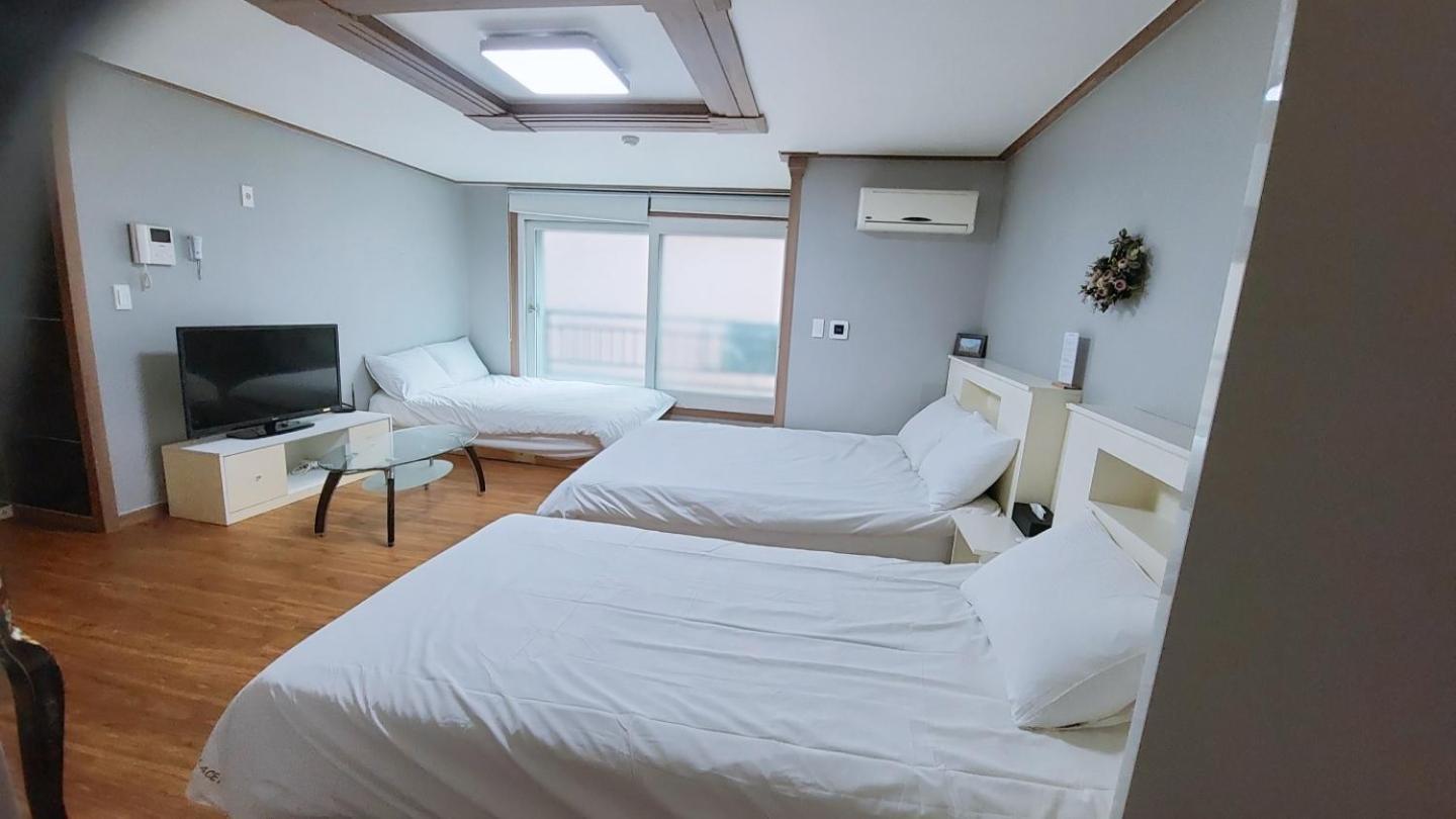 Hy Choi Hostel Согвипхо Экстерьер фото