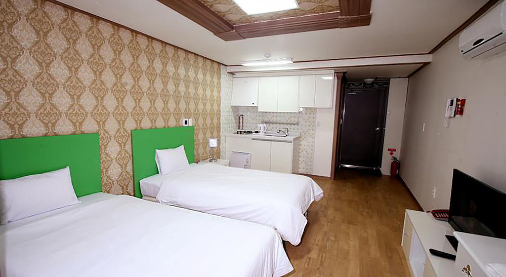 Hy Choi Hostel Согвипхо Экстерьер фото