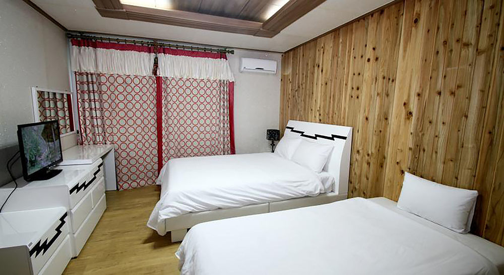 Hy Choi Hostel Согвипхо Экстерьер фото
