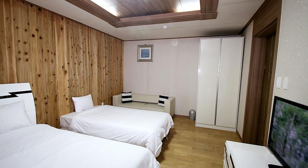 Hy Choi Hostel Согвипхо Экстерьер фото